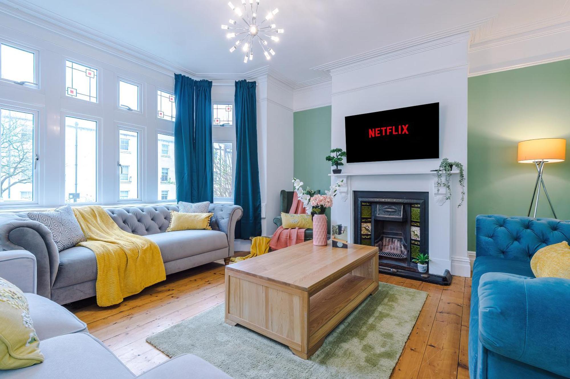 Incredible - Five Bedroom - 7 Actual Beds - 6 Bathroom House By Purestay - Central Bath With Parking Ngoại thất bức ảnh