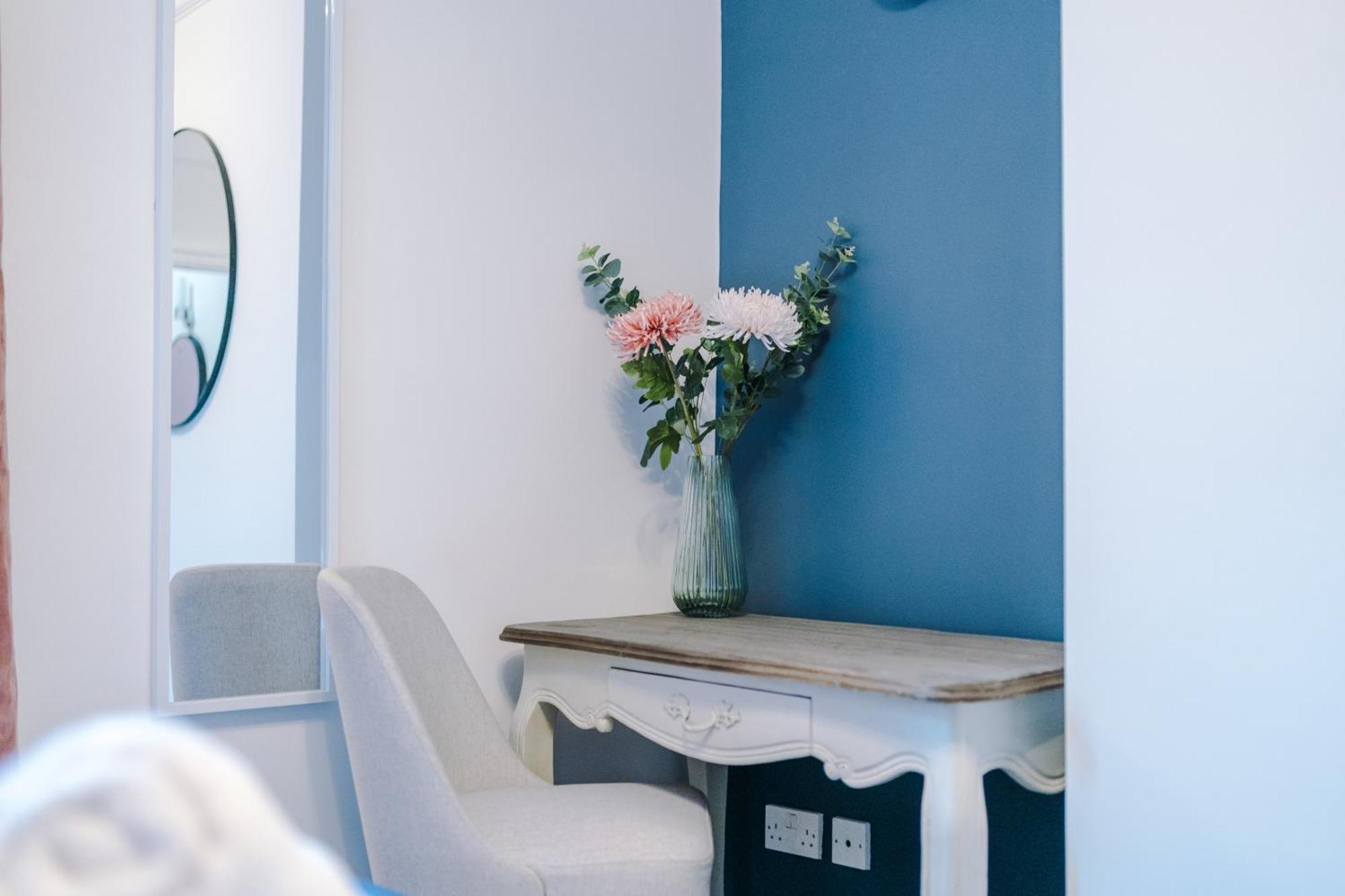 Incredible - Five Bedroom - 7 Actual Beds - 6 Bathroom House By Purestay - Central Bath With Parking Ngoại thất bức ảnh